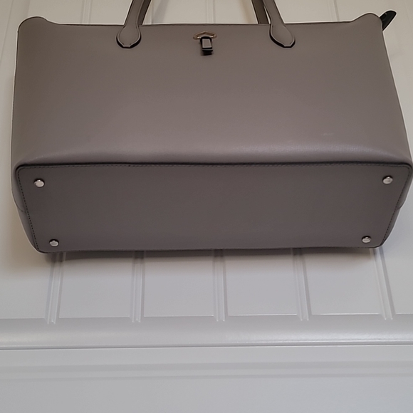 Kate Spade Medium Leather Tote - Picture 4 of 13